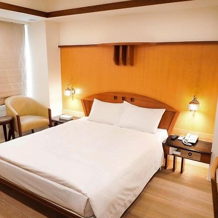 Kao Yuan Hotel - Zhong Zheng Tchaj-čung Exteriér fotografie