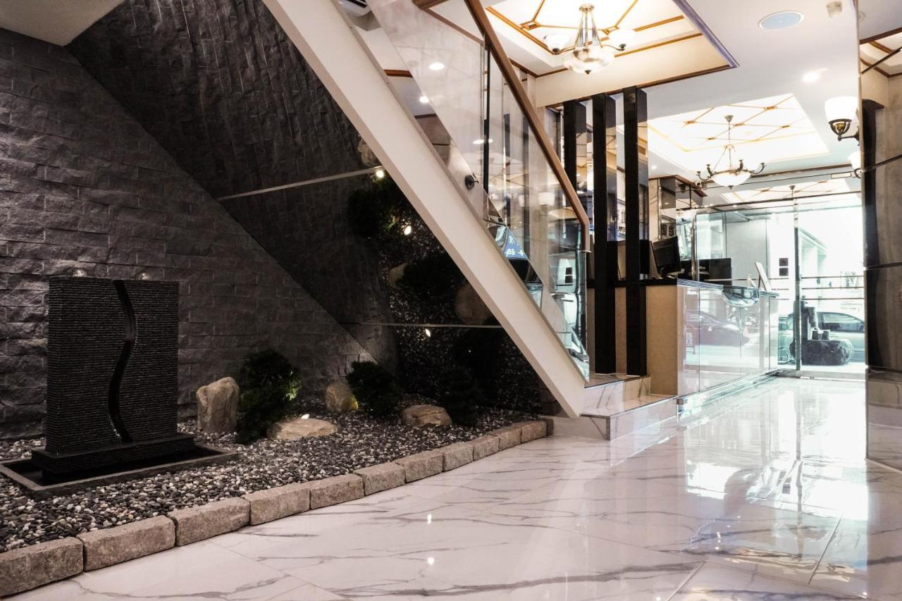 Kao Yuan Hotel - Zhong Zheng Tchaj-čung Exteriér fotografie