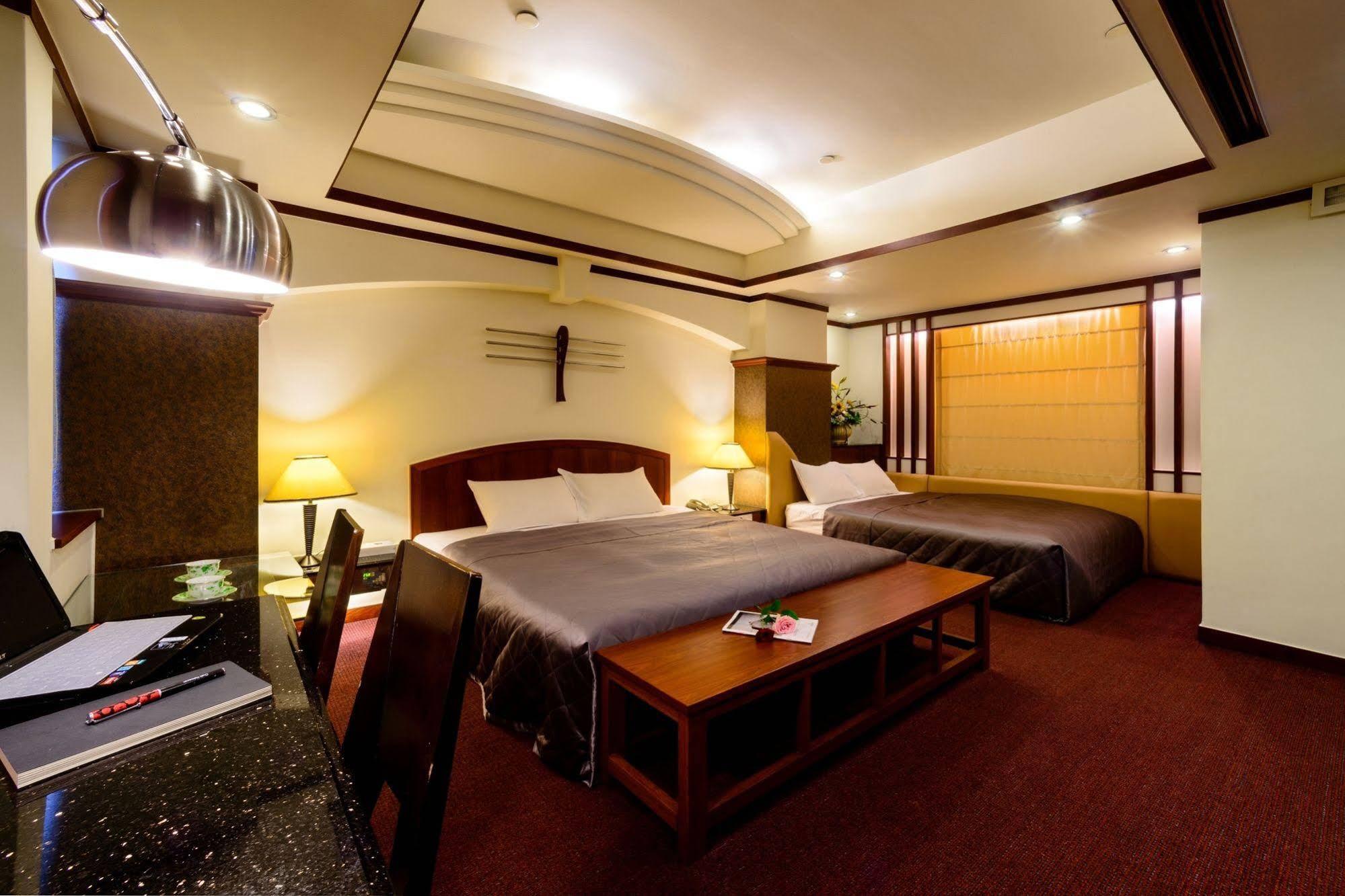 Kao Yuan Hotel - Zhong Zheng Tchaj-čung Exteriér fotografie