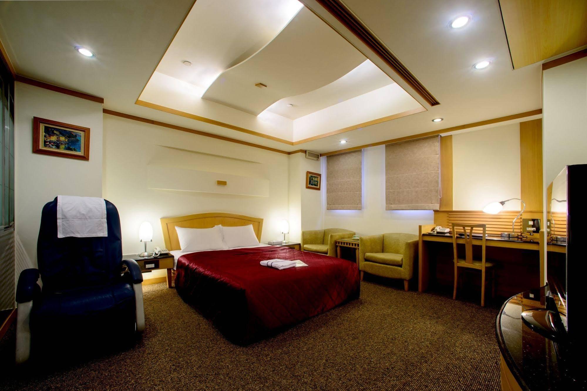Kao Yuan Hotel - Zhong Zheng Tchaj-čung Exteriér fotografie