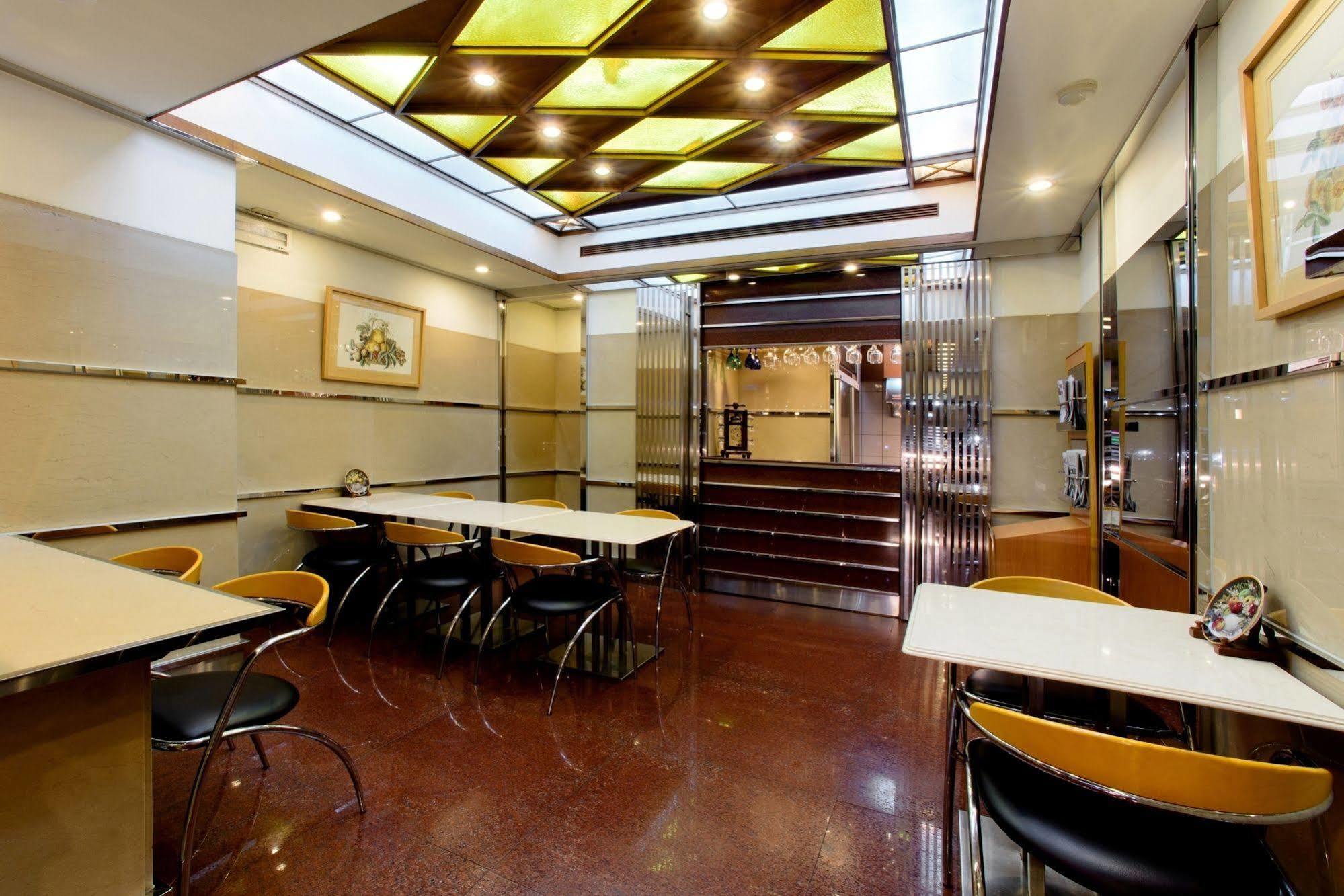 Kao Yuan Hotel - Zhong Zheng Tchaj-čung Exteriér fotografie